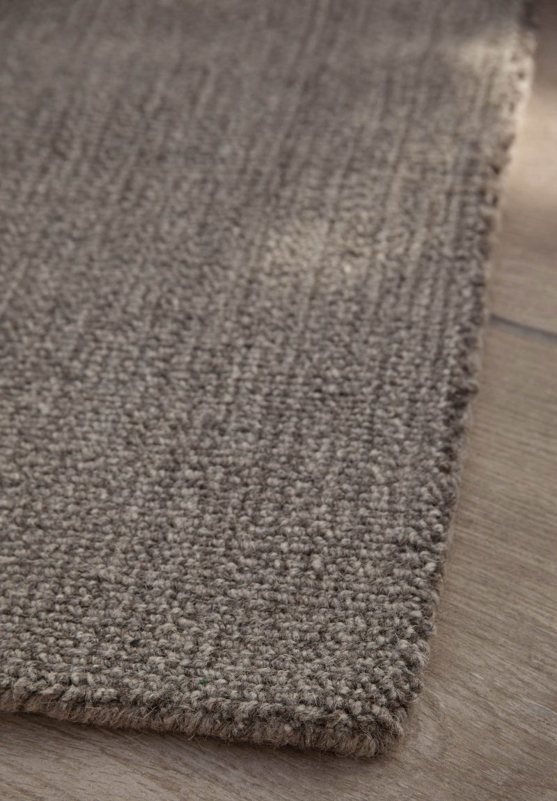 Bedfordshire Wool Grey Look Hooked Rug071