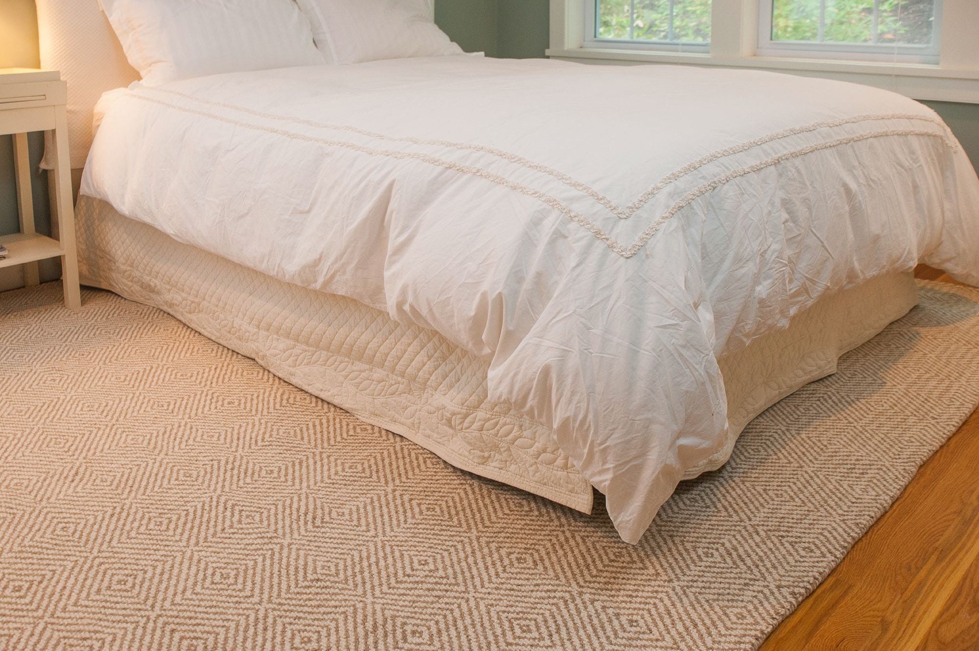 Kensington Wool Taupe/Natural Loom-Hooked Rug