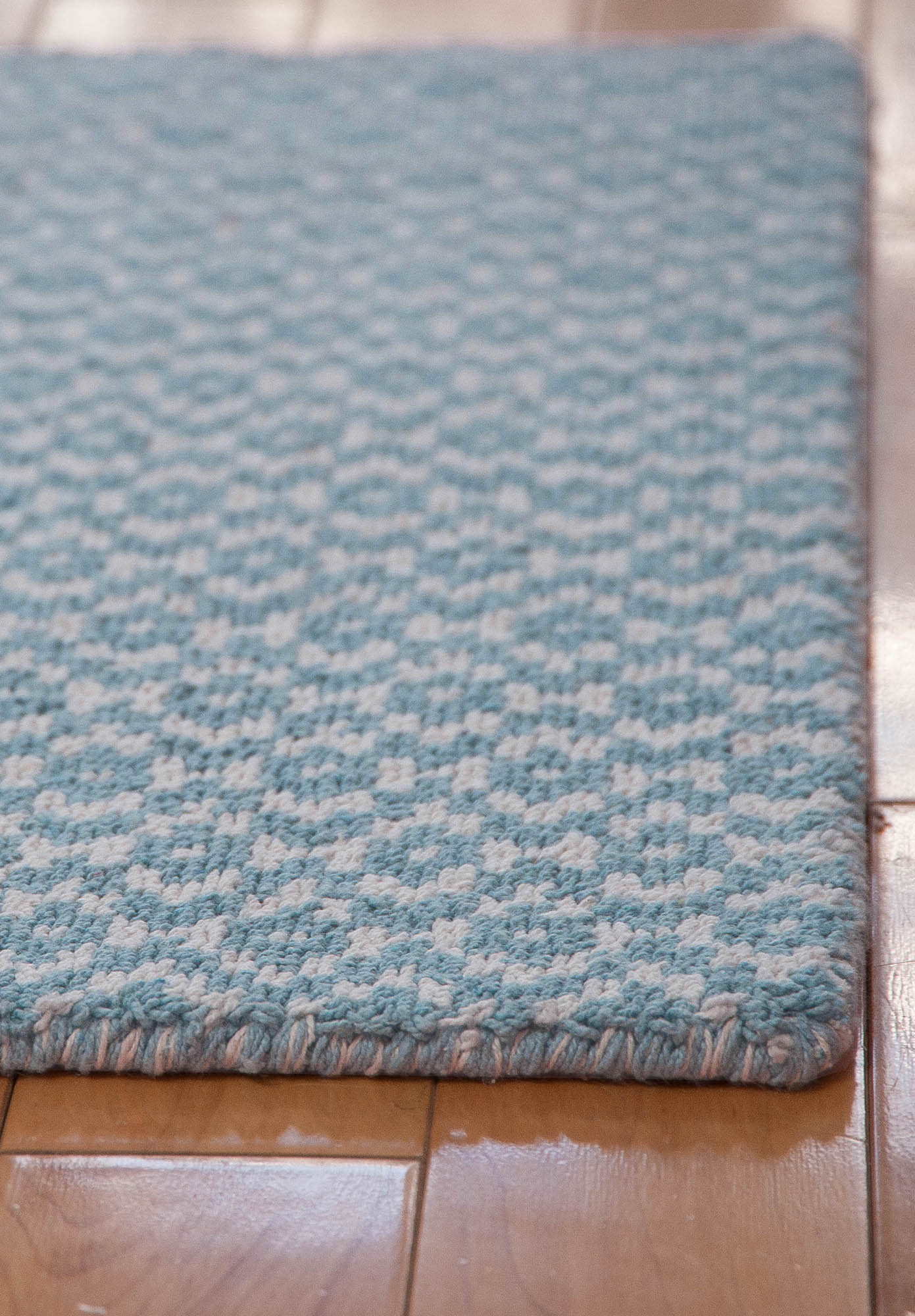 Toulouse Blue/White Eco Cotton Loom-Hooked Rug - Hook & Loom